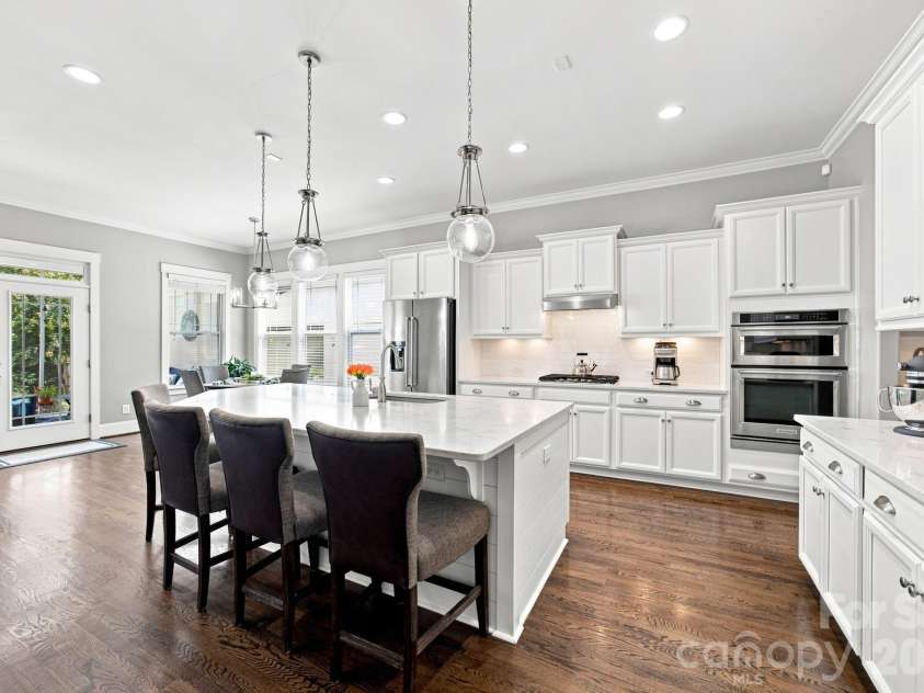 11811 Bradford Park Drive, Davidson, NC 28036.  MLS# CAR4414185, YatesRealty ID 45495. 