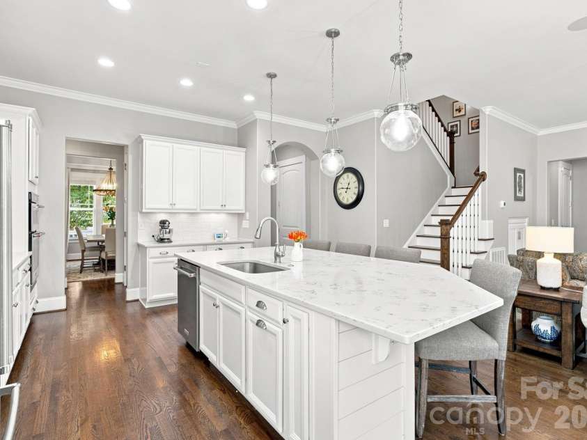 11811 Bradford Park Drive, Davidson, NC 28036.  MLS# CAR4414185, YatesRealty ID 45495. 