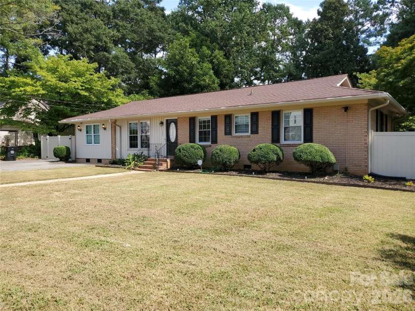 133 Fryling Avenue, Concord, NC 28025.  MLS# CAR4414229, YatesRealty ID 45496. 