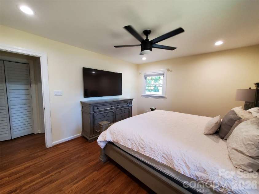 133 Fryling Avenue, Concord, NC 28025.  MLS# CAR4414229, YatesRealty ID 45496. 