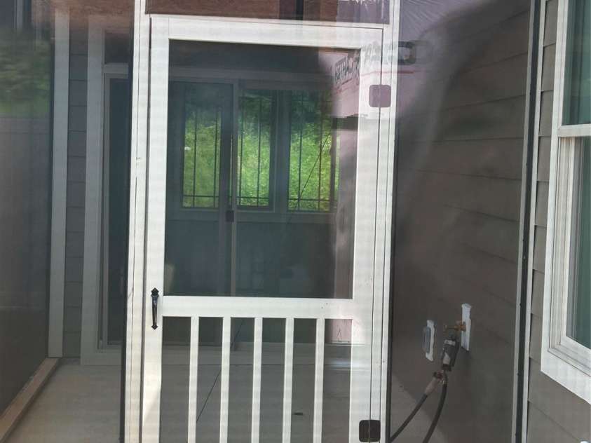 831-A Wynnshire Drive, Hickory, NC 28601.  MLS# CAR4413964, YatesRealty ID 45497. Screen porch door to master bedroom.