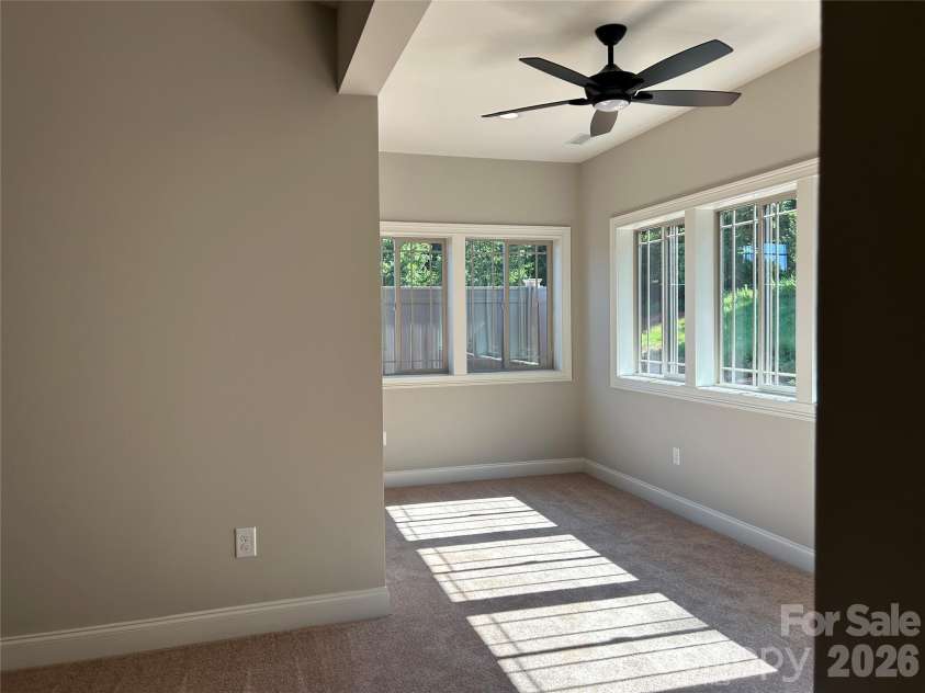 831-A Wynnshire Drive, Hickory, NC 28601.  MLS# CAR4413964, YatesRealty ID 45497. Sun room