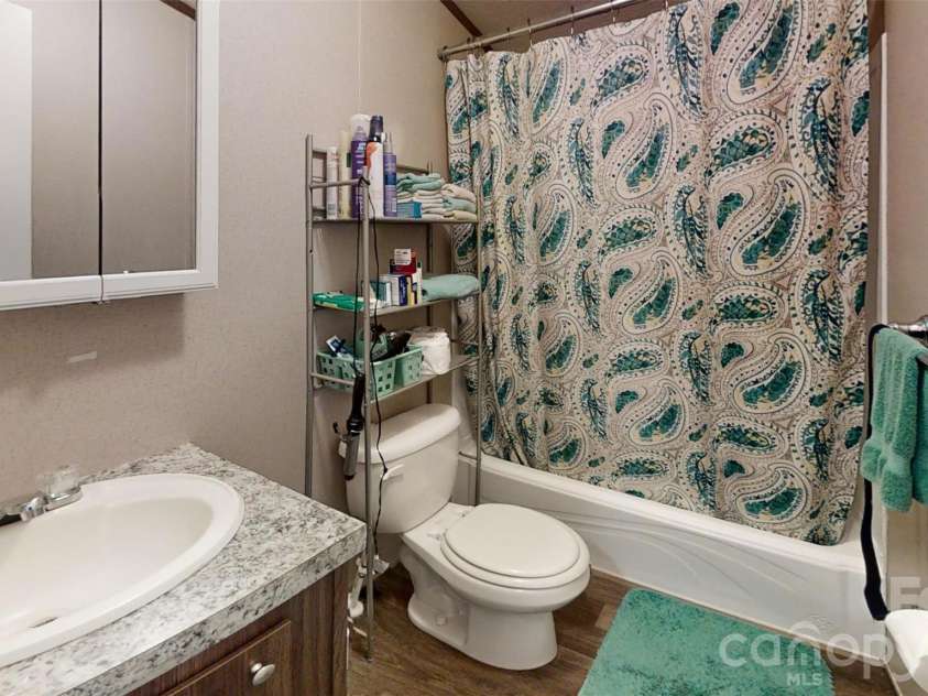 2344 Ashlee Meadows Lane, Lincolnton, NC 28092.  MLS# CAR4414291, YatesRealty ID 45499. 