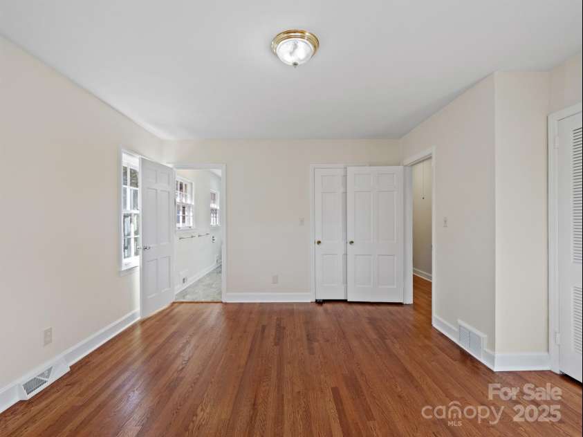 2111 Sagamore Road, Charlotte, NC 28209.  MLS# CAR4323130, YatesRealty ID 455. 