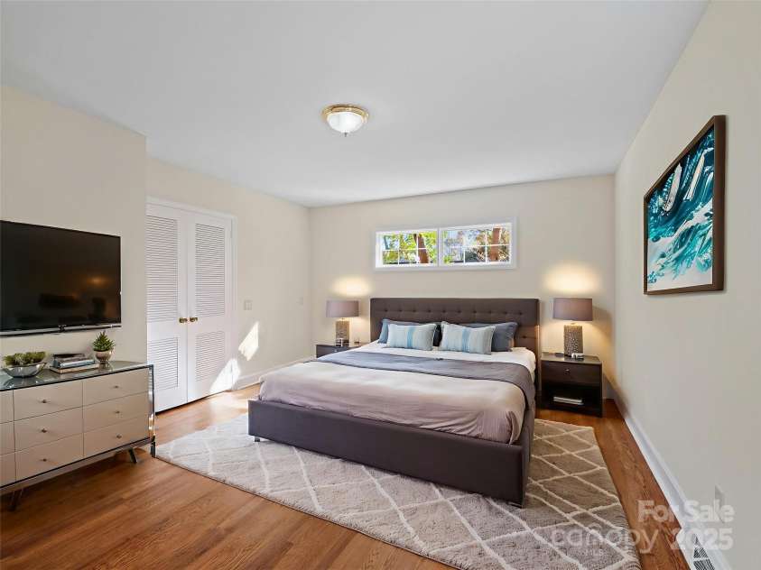 2111 Sagamore Road, Charlotte, NC 28209.  MLS# CAR4323130, YatesRealty ID 455. 