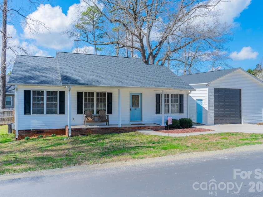 110 Franklin Avenue, Kannapolis, NC 28081.  MLS# CAR4356312, YatesRealty ID 4550. 