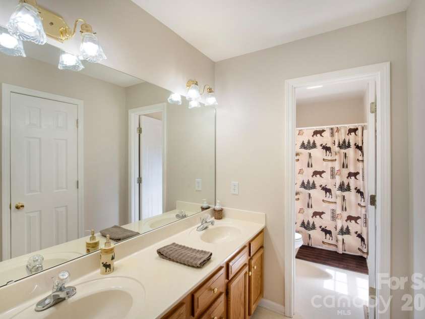 110 Franklin Avenue, Kannapolis, NC 28081.  MLS# CAR4356312, YatesRealty ID 4550. 