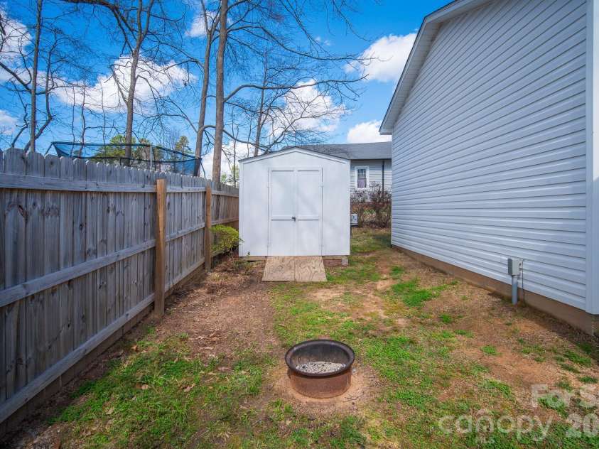 110 Franklin Avenue, Kannapolis, NC 28081.  MLS# CAR4356312, YatesRealty ID 4550. 