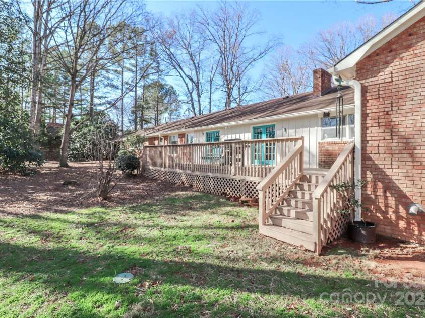 251 Gleneagles Road, Statesville, NC 28625.  MLS# CAR4275751, YatesRealty ID 4550. 