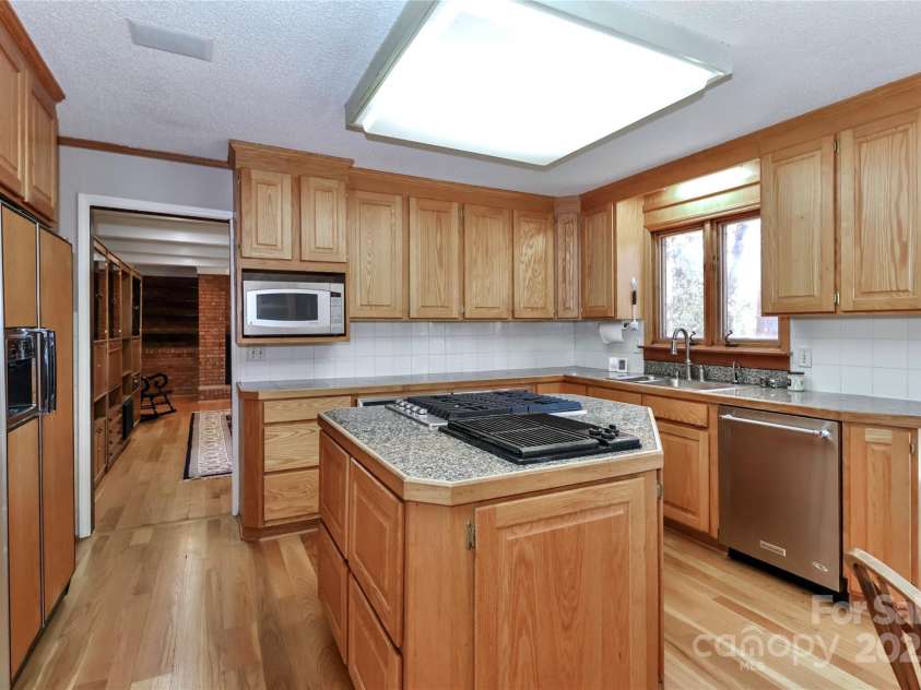 251 Gleneagles Road, Statesville, NC 28625.  MLS# CAR4275751, YatesRealty ID 4550. 