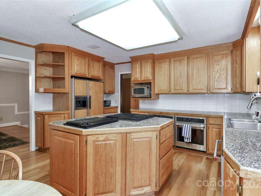 251 Gleneagles Road, Statesville, NC 28625.  MLS# CAR4275751, YatesRealty ID 4550. 