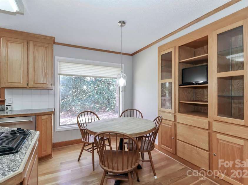 251 Gleneagles Road, Statesville, NC 28625.  MLS# CAR4275751, YatesRealty ID 4550. 