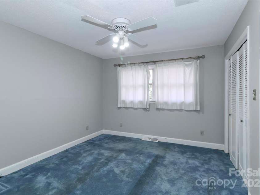 251 Gleneagles Road, Statesville, NC 28625.  MLS# CAR4275751, YatesRealty ID 4550. 