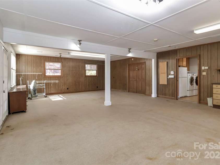 251 Gleneagles Road, Statesville, NC 28625.  MLS# CAR4275751, YatesRealty ID 4550. 