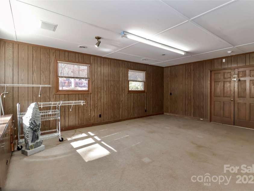 251 Gleneagles Road, Statesville, NC 28625.  MLS# CAR4275751, YatesRealty ID 4550. 