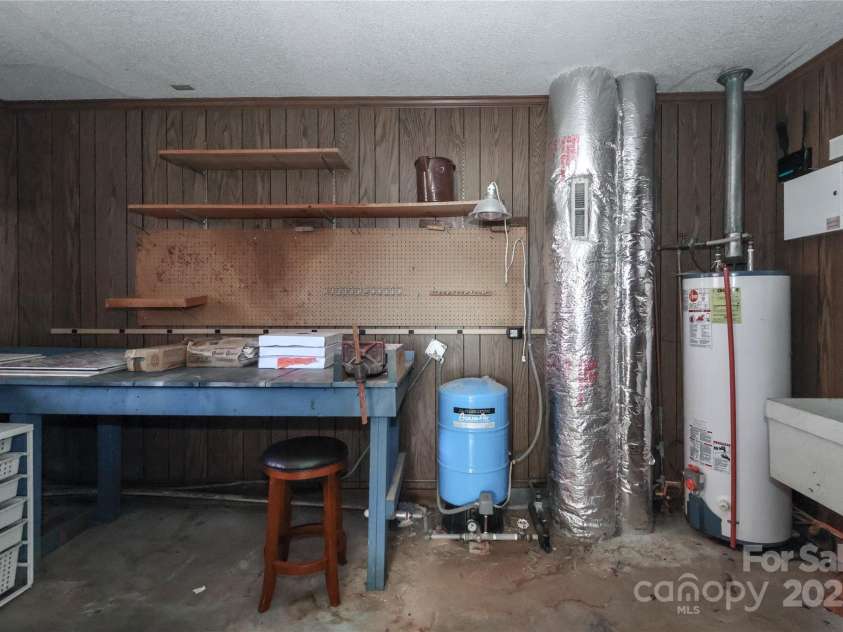 251 Gleneagles Road, Statesville, NC 28625.  MLS# CAR4275751, YatesRealty ID 4550. 