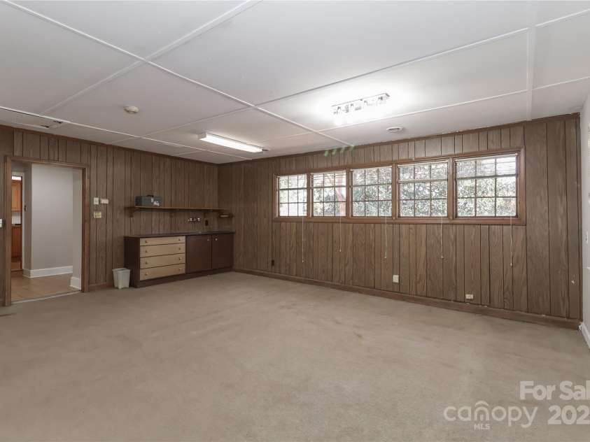 251 Gleneagles Road, Statesville, NC 28625.  MLS# CAR4275751, YatesRealty ID 4550. 