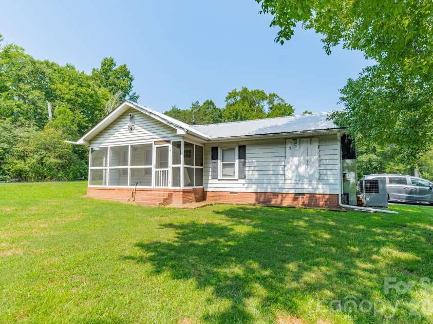 12976 Cabarrus Station Road, Midland, NC 28107.  MLS# CAR4414418, YatesRealty ID 45500. 