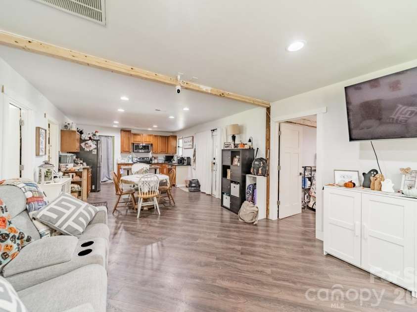 12976 Cabarrus Station Road, Midland, NC 28107.  MLS# CAR4414418, YatesRealty ID 45500. 