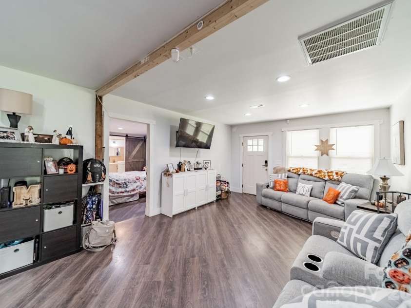 12976 Cabarrus Station Road, Midland, NC 28107.  MLS# CAR4414418, YatesRealty ID 45500. 