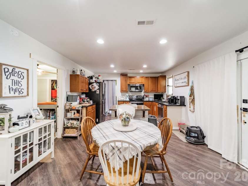 12976 Cabarrus Station Road, Midland, NC 28107.  MLS# CAR4414418, YatesRealty ID 45500. 
