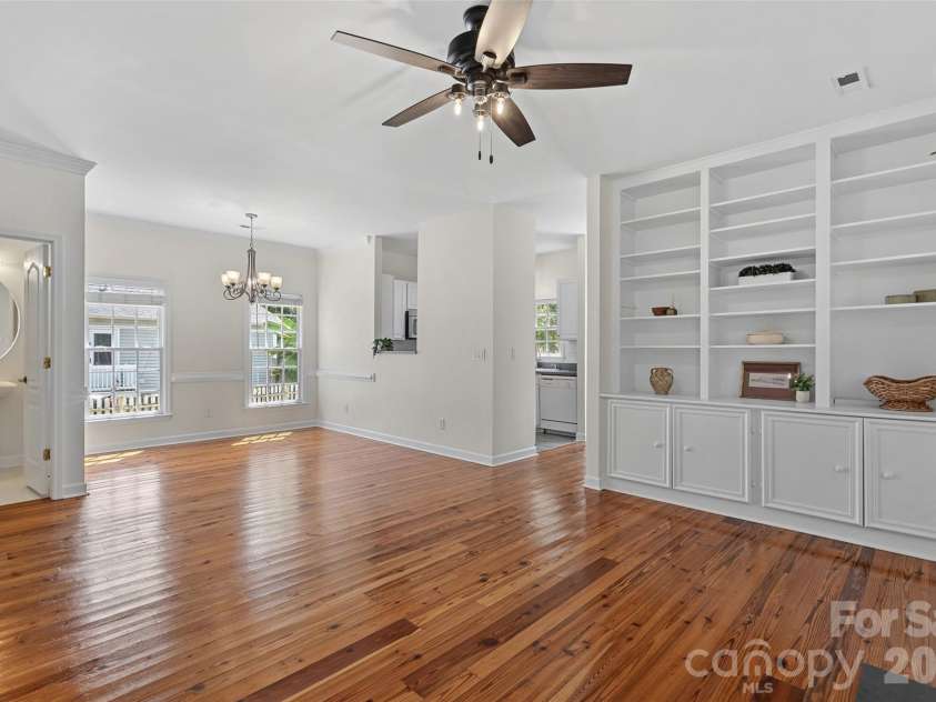 14015 Garden District Row, Huntersville, NC 28078.  MLS# CAR4414274, YatesRealty ID 45501. 