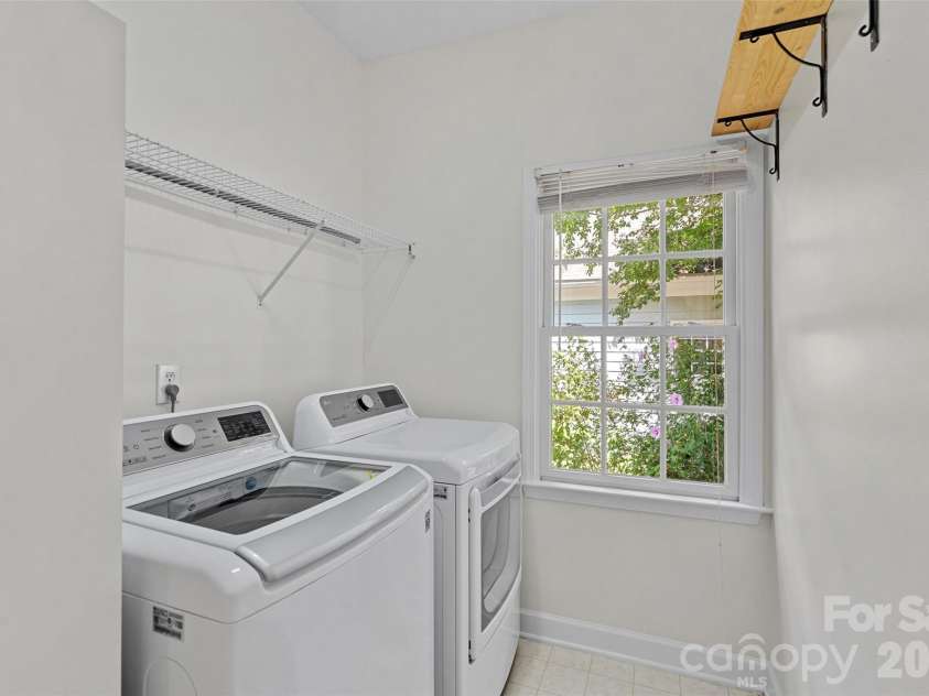 14015 Garden District Row, Huntersville, NC 28078.  MLS# CAR4414274, YatesRealty ID 45501. Laundry room