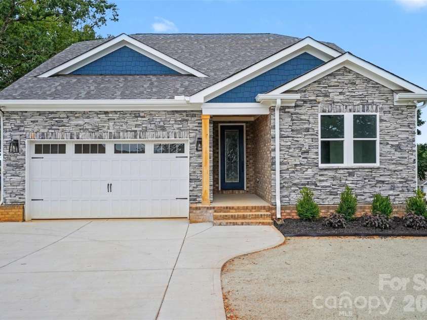 2416 Waxhaw Indian Trail Road, Indian Trail, NC 28079.  MLS# CAR4409507, YatesRealty ID 45502. 