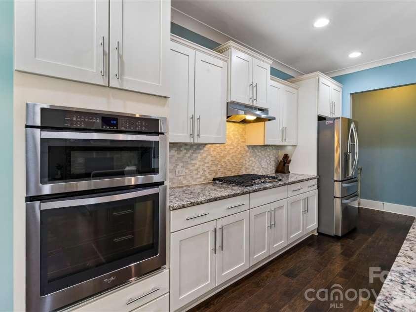 10177 Lakeshore Drive, Lancaster, SC 29720.  MLS# CAR4410125, YatesRealty ID 45503. 