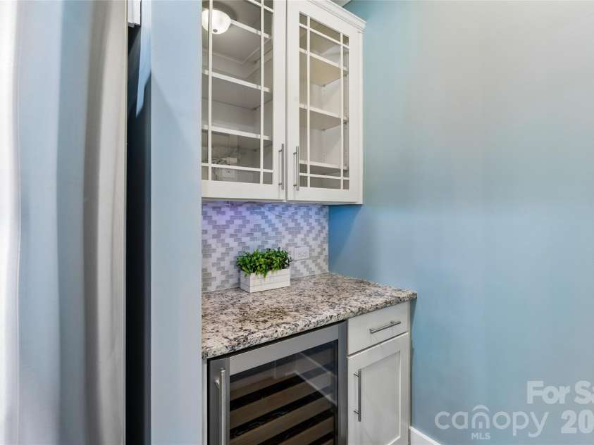 10177 Lakeshore Drive, Lancaster, SC 29720.  MLS# CAR4410125, YatesRealty ID 45503. 