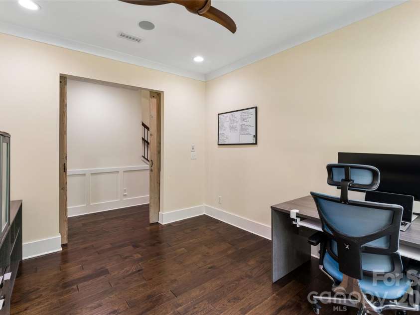 10177 Lakeshore Drive, Lancaster, SC 29720.  MLS# CAR4410125, YatesRealty ID 45503. 