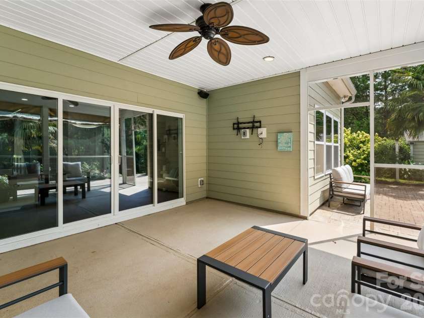 10177 Lakeshore Drive, Lancaster, SC 29720.  MLS# CAR4410125, YatesRealty ID 45503. 