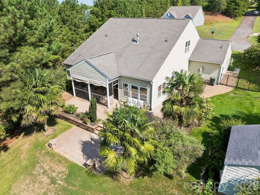 10177 Lakeshore Drive, Lancaster, SC 29720.  MLS# CAR4410125, YatesRealty ID 45503. 