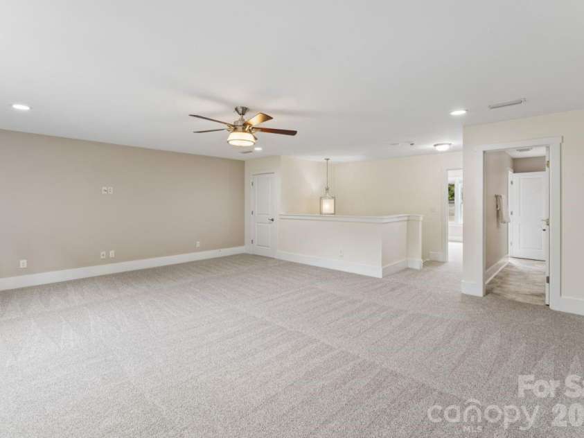 10177 Lakeshore Drive, Lancaster, SC 29720.  MLS# CAR4410125, YatesRealty ID 45503. Loft