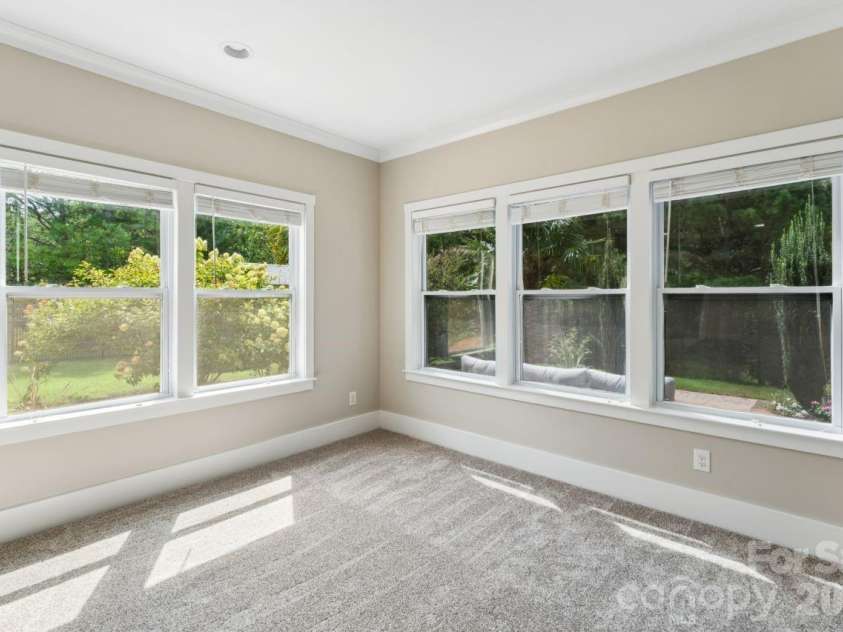 10177 Lakeshore Drive, Lancaster, SC 29720.  MLS# CAR4410125, YatesRealty ID 45503. Primary bedroom retreat