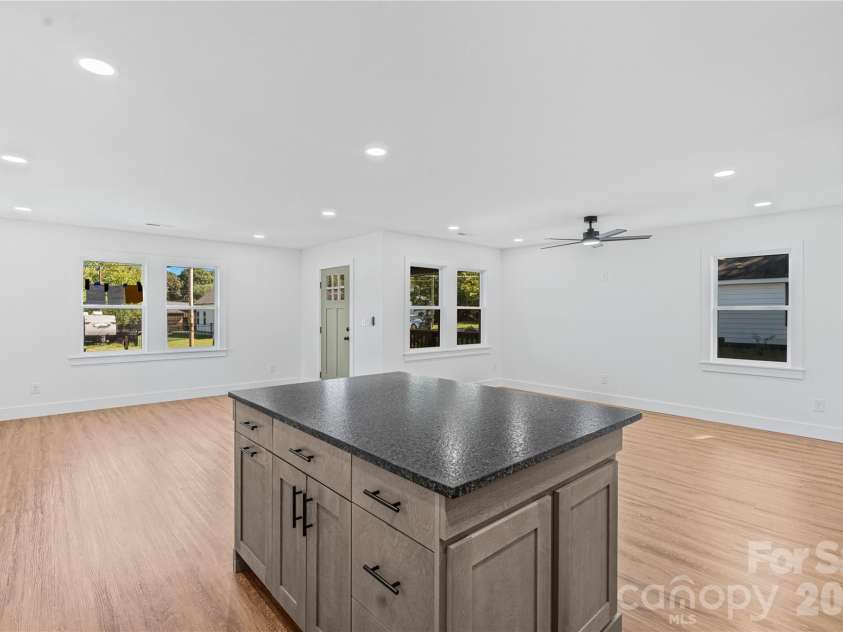 1407 Birch Street, Kannapolis, NC 28081.  MLS# CAR4410819, YatesRealty ID 45504. 