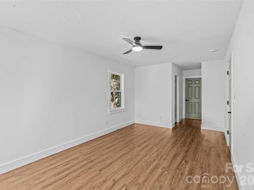 1407 Birch Street, Kannapolis, NC 28081.  MLS# CAR4410819, YatesRealty ID 45504. 