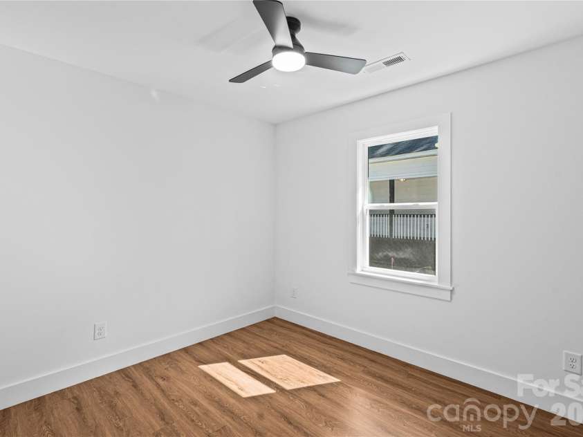 1407 Birch Street, Kannapolis, NC 28081.  MLS# CAR4410819, YatesRealty ID 45504. 