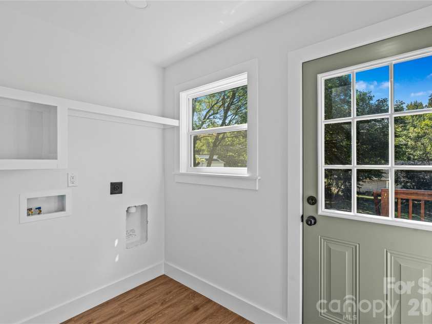 1407 Birch Street, Kannapolis, NC 28081.  MLS# CAR4410819, YatesRealty ID 45504. 
