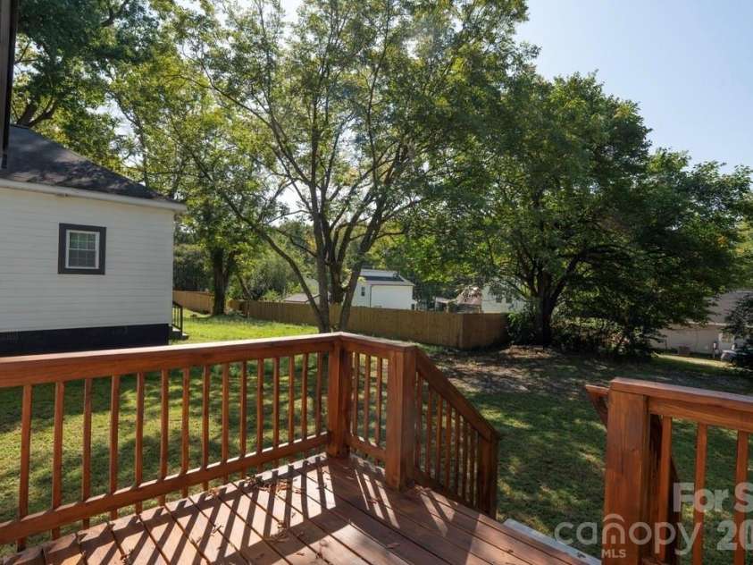 1407 Birch Street, Kannapolis, NC 28081.  MLS# CAR4410819, YatesRealty ID 45504. 