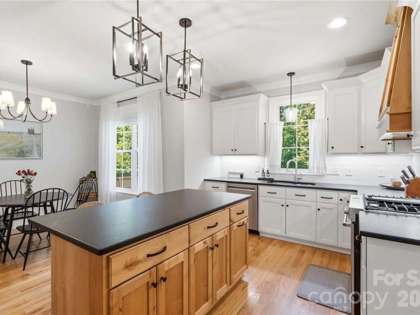 10154 Jim Sossoman Road, Midland, NC 28107.  MLS# CAR4412838, YatesRealty ID 45506. 