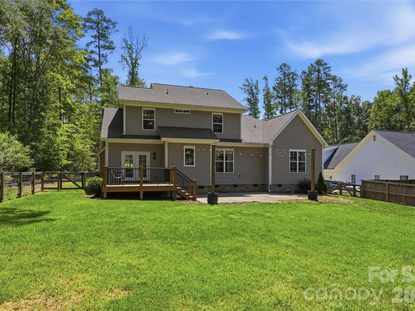10154 Jim Sossoman Road, Midland, NC 28107.  MLS# CAR4412838, YatesRealty ID 45506. 