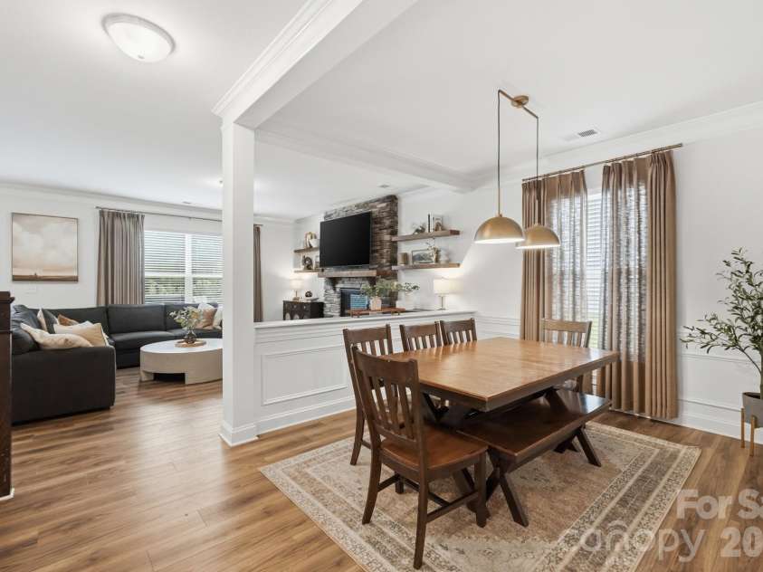 4492 Falls Lake Drive, Concord, NC 28025.  MLS# CAR4413181, YatesRealty ID 45507. Dining
