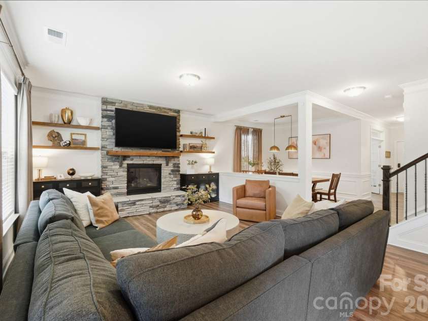 4492 Falls Lake Drive, Concord, NC 28025.  MLS# CAR4413181, YatesRealty ID 45507. Great Room