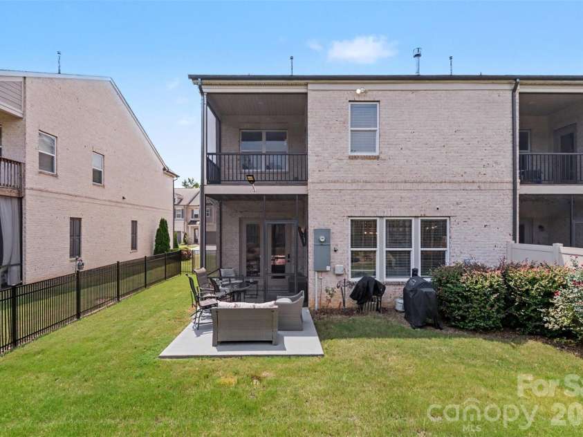138 Heathbrook Lane, Waxhaw, NC 28173.  MLS# CAR4410754, YatesRealty ID 45508. Backyard
