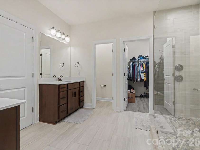 138 Heathbrook Lane, Waxhaw, NC 28173.  MLS# CAR4410754, YatesRealty ID 45508. Primary bathroom