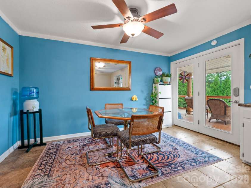 32 Fair Drive, Candler, NC 28715.  MLS# CAR4409961, YatesRealty ID 45509. 