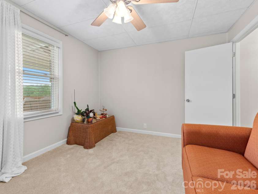 32 Fair Drive, Candler, NC 28715.  MLS# CAR4409961, YatesRealty ID 45509. 
