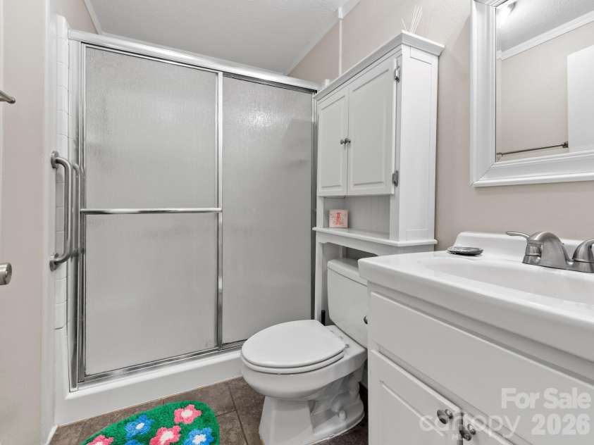 32 Fair Drive, Candler, NC 28715.  MLS# CAR4409961, YatesRealty ID 45509. 