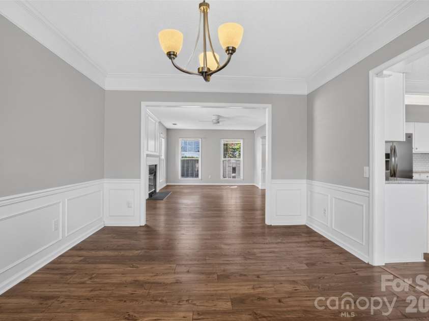 5936 Downfield Wood Drive, Charlotte, NC 28269.  MLS# CAR4413592, YatesRealty ID 45510. 